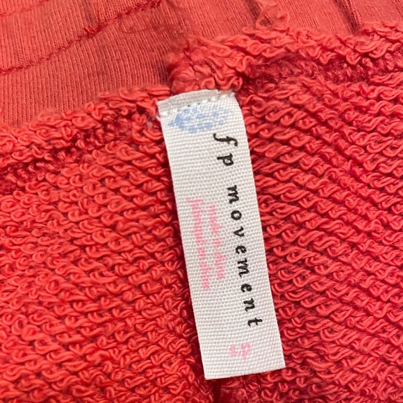 FREE PEOPLE cut off sweatpants - Picture 11 of 12